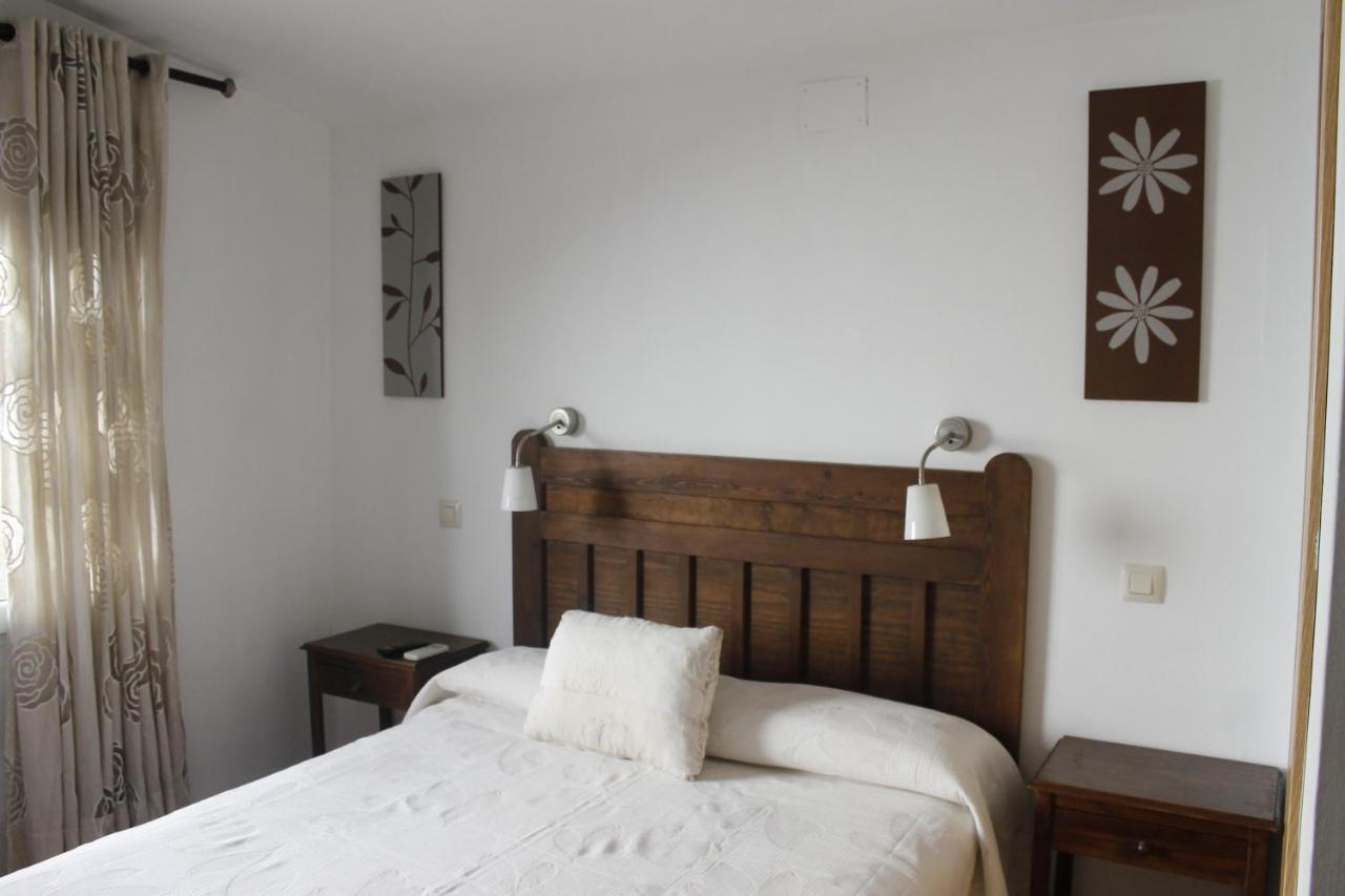 Hostal Restaurante Bustos Villarrubio Ngoại thất bức ảnh