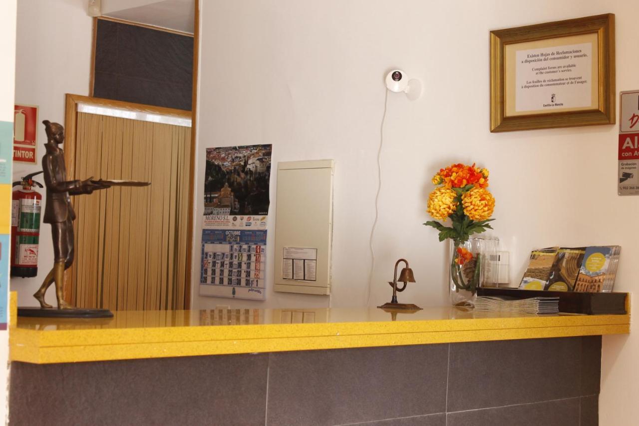 Hostal Restaurante Bustos Villarrubio Ngoại thất bức ảnh